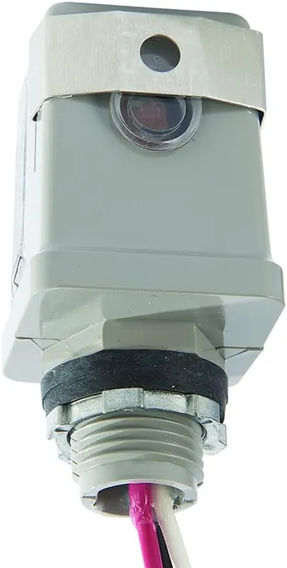 Intermatic K4121C 120-Volt Stem Mount Thermal Photocontrol