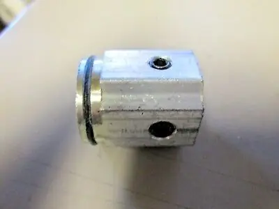 SK0311906-US20260702-105043-0 Johnson Controls EDA-2040-1001 Standard Shaft Coupler - Image 1