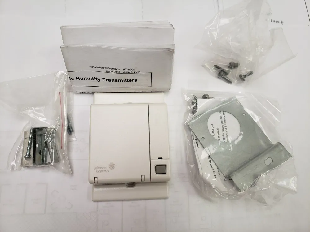 Johnson Controls HT-6703-0NN0W HE-6703-0NN0W ZONE/ WALL
