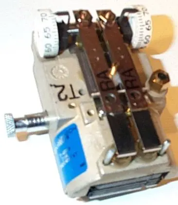 Johnson Controls T-4506-209 Pneumatic Room Thermostat