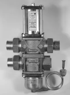 Johnson Controls V148EK-1C Three-Way Pressure-Actuated Water-Regulating Valve 3/4 inch 46 Pressure Connection